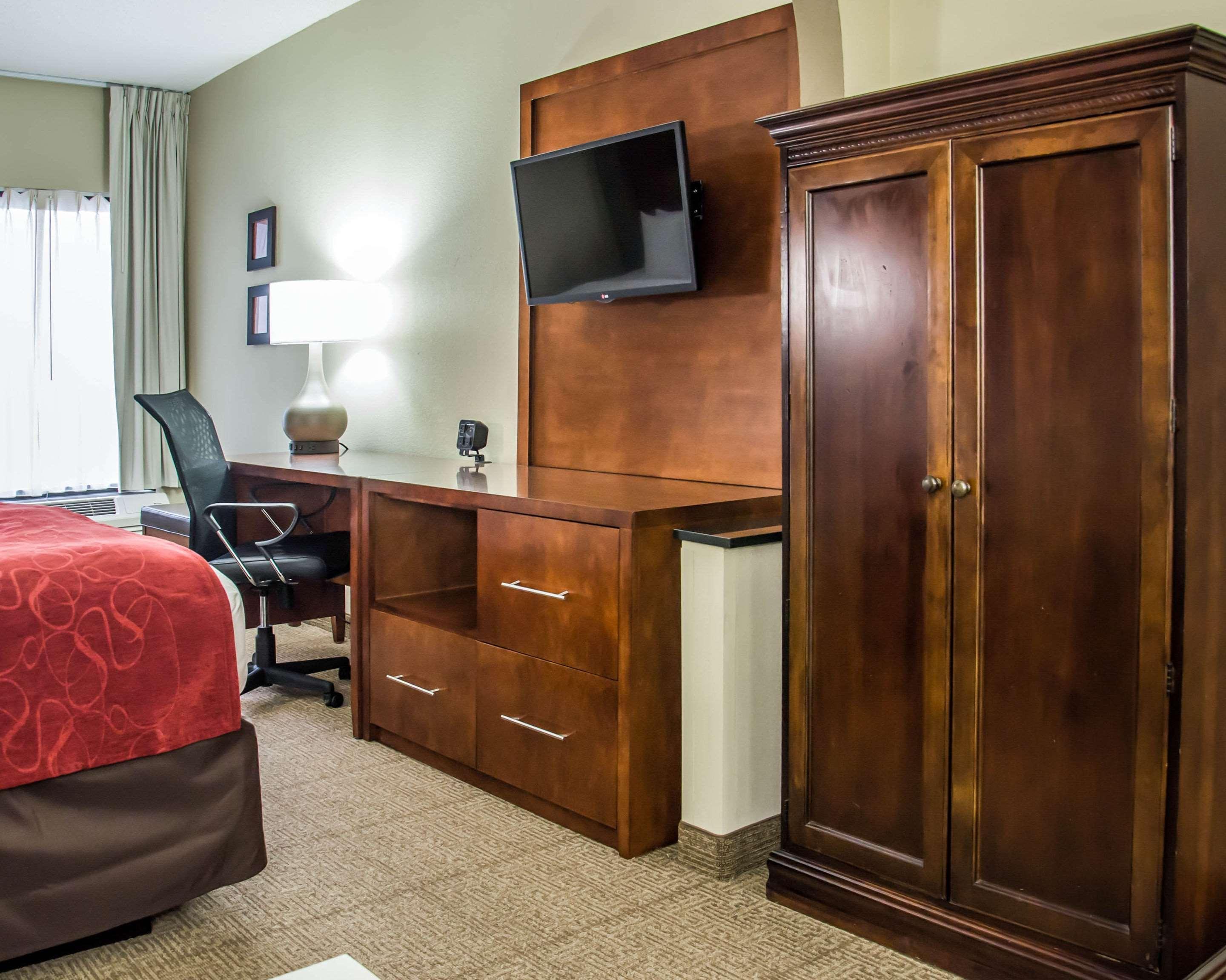 Comfort Suites University - Research Park Charlotte Bagian luar foto