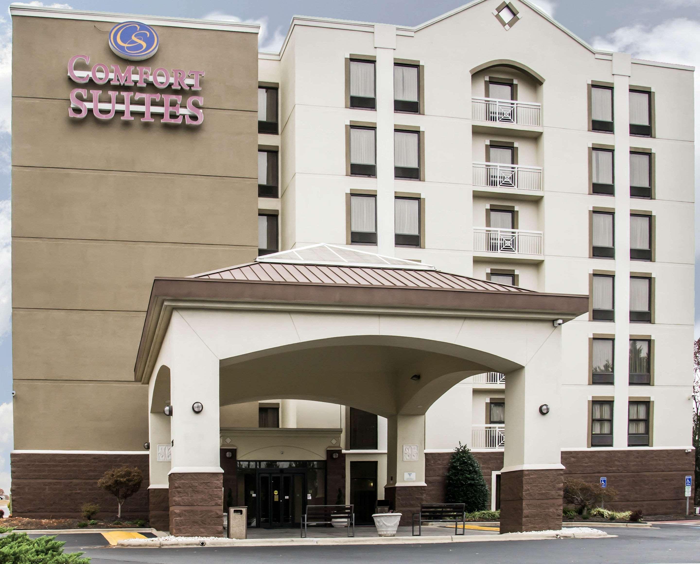 Comfort Suites University - Research Park Charlotte Bagian luar foto