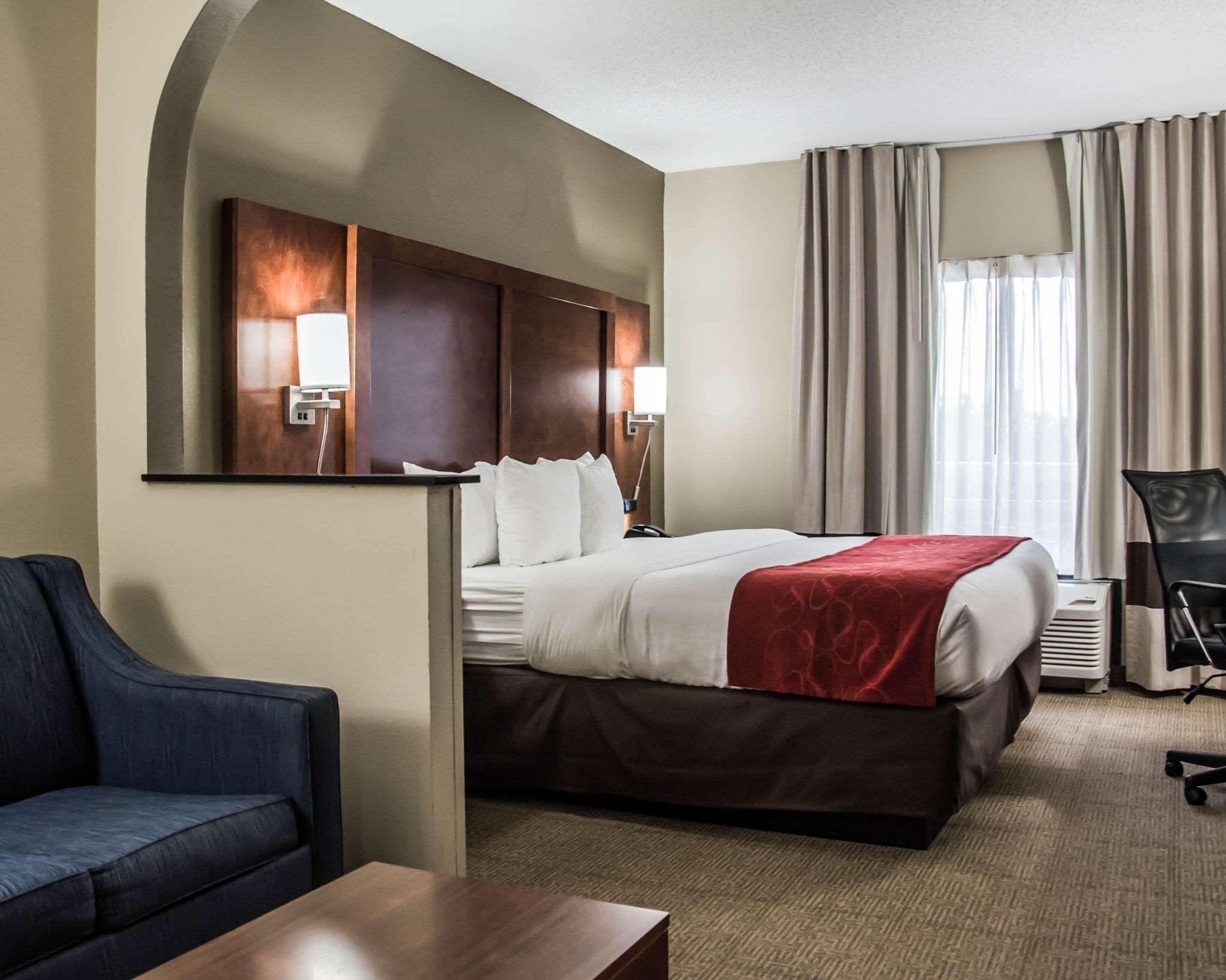 Comfort Suites University - Research Park Charlotte Bagian luar foto