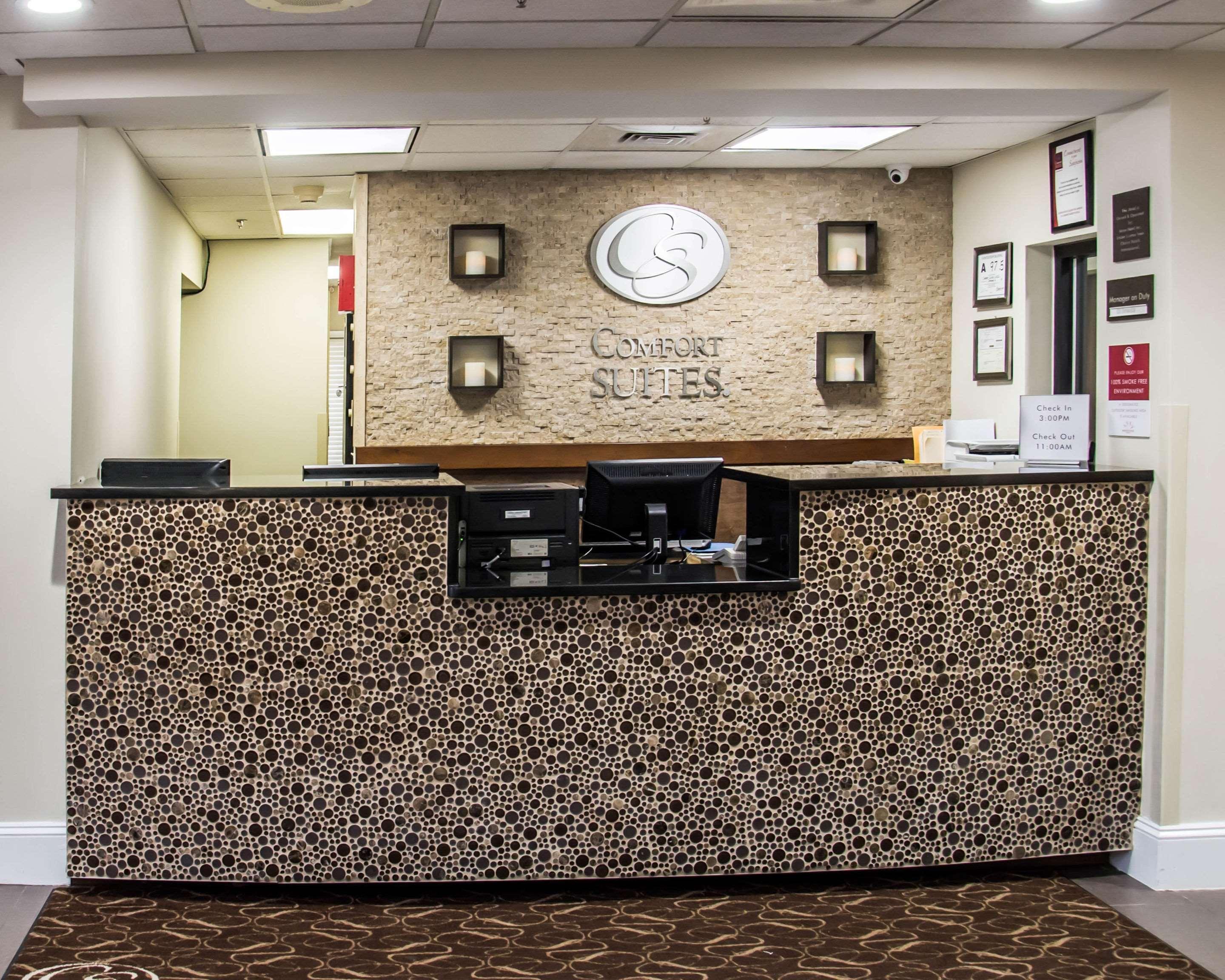 Comfort Suites University - Research Park Charlotte Bagian luar foto