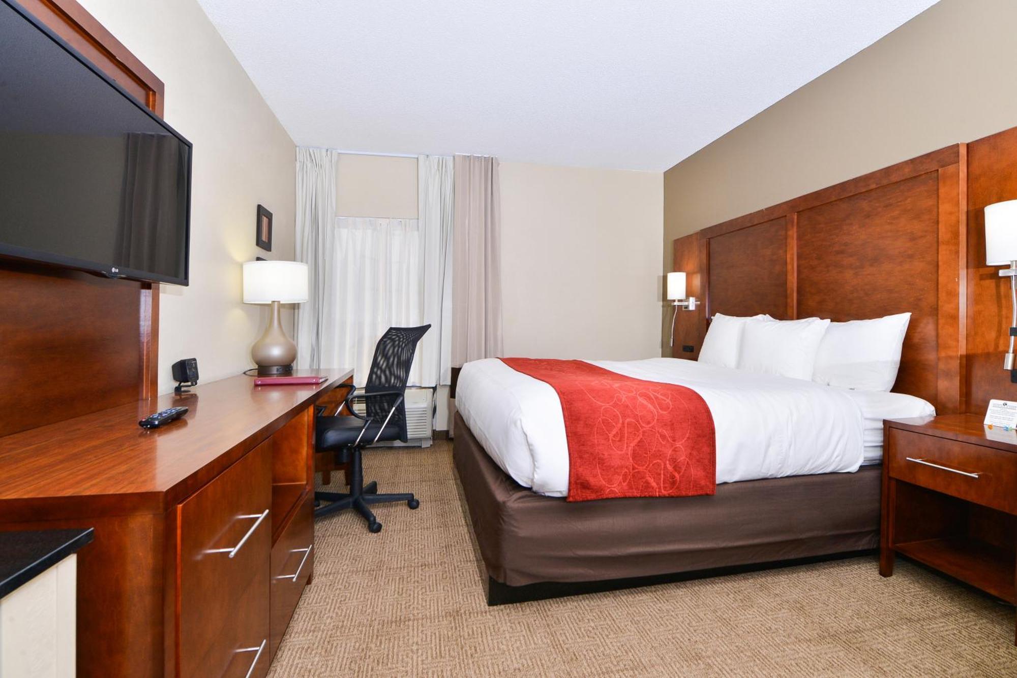 Comfort Suites University - Research Park Charlotte Bagian luar foto