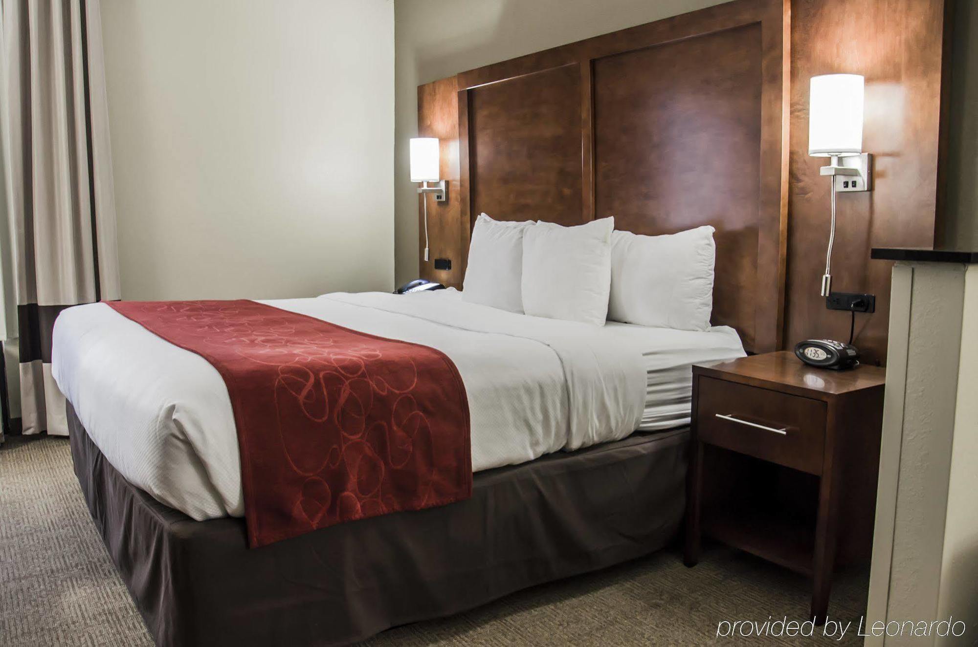 Comfort Suites University - Research Park Charlotte Bagian luar foto
